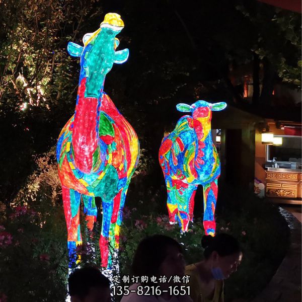 商業廣場玻璃鋼卡通發光（4）