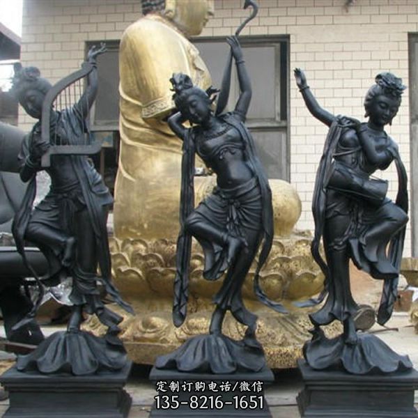 校園廣場擺放玻璃鋼仿銅拿樂器仕女人像雕塑（4）