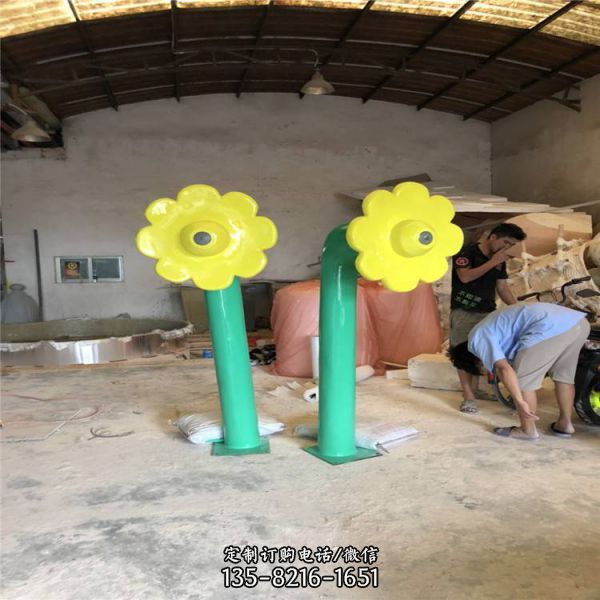 公園小區(qū)綠地?cái)[放玻璃鋼花朵雕塑植物造型（3）