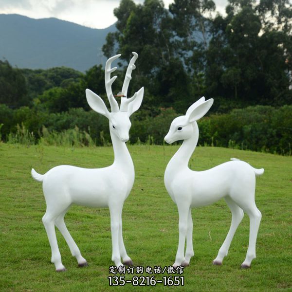 房產(chǎn)草坪擺放玻璃鋼切面抽象鹿動物景觀小品（4）