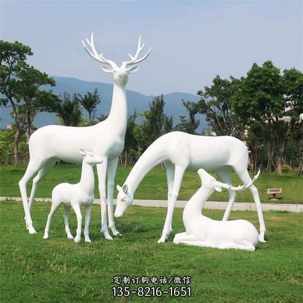 房產(chǎn)草坪擺放玻璃鋼切面抽象鹿動物景觀小品（2）