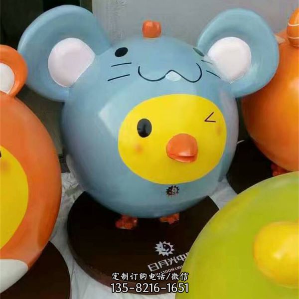 商場網紅店鋪玻璃鋼卡通小鳥雕塑