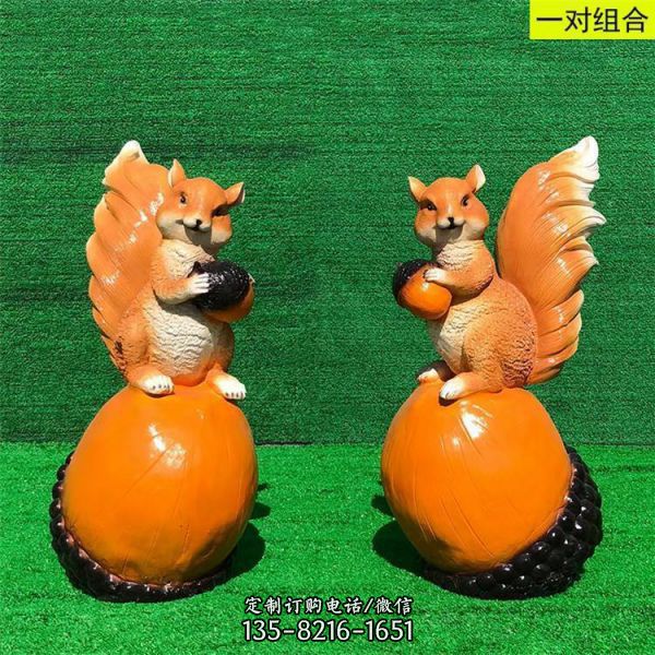 戶外草坪玻璃鋼仿真動物小品雕塑（5）