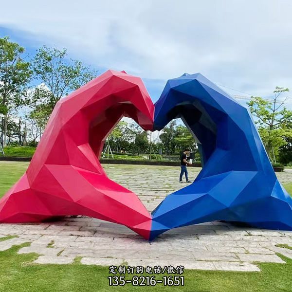 愛情主題戶外公園大型幾何景觀雕塑（1）