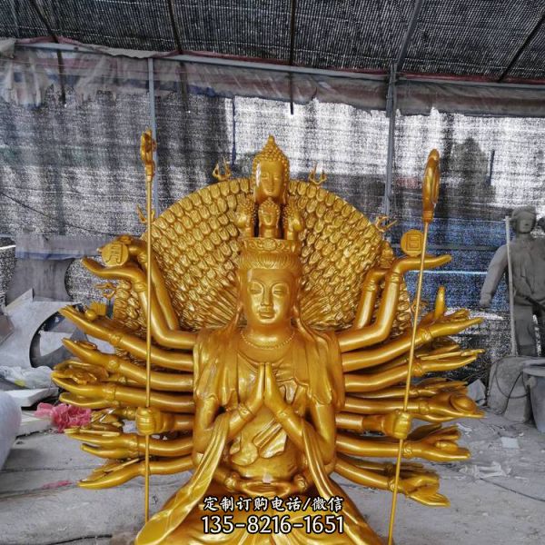 宗教寺廟大型貼金千手觀音銅雕