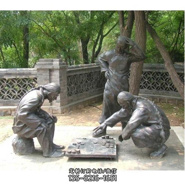 景區(qū)戶外擺放玻璃鋼仿銅古人下棋人物小品雕塑