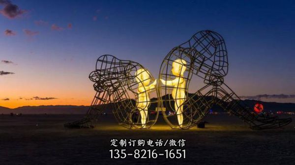 人物雕塑-公園戶外大型創意不銹鋼鏤空照明人物雕塑