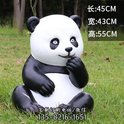 游樂園擺放呆萌可愛吃手玻璃鋼熊貓雕塑