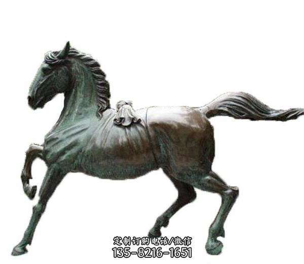 公園里擺放的銅色玻璃鋼創意飛馬雕塑