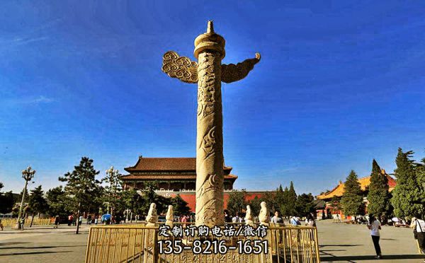 園林景區廣場擺放大理石華表雕刻