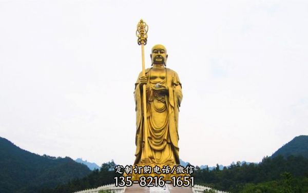 戶外大型銅雕拿法杖的地藏王雕塑