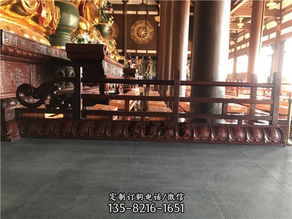 寺院大殿室內(nèi)鑄銅噴漆防護(hù)欄桿