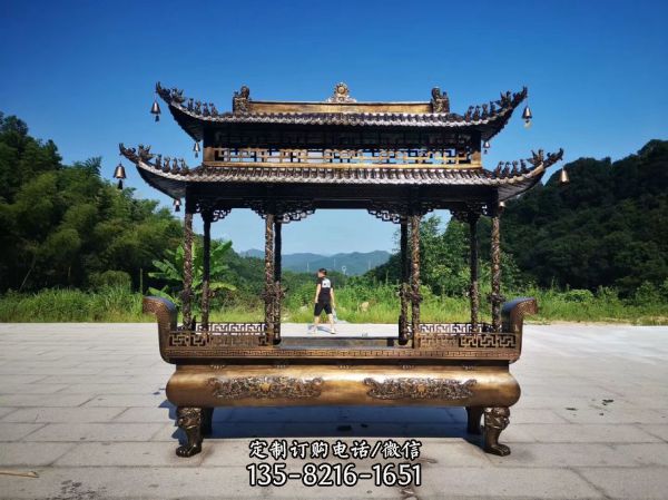 大型寺廟景區擺放二層鏤空鑄銅浮雕香爐