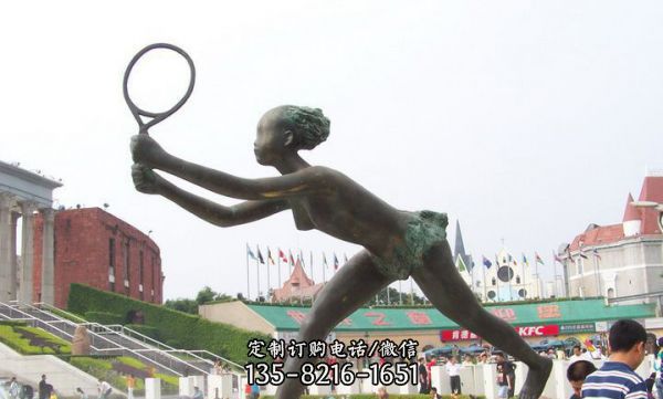 公園少女打羽毛球銅雕