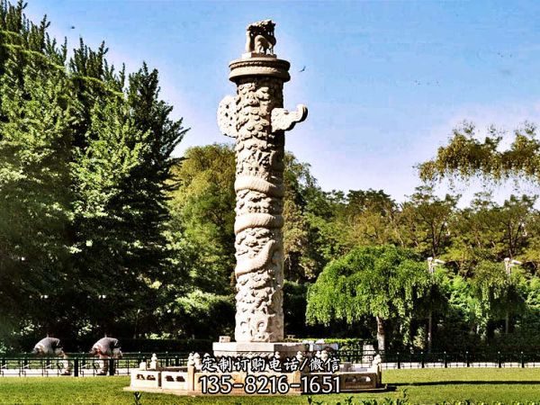 廣場公園龍紋浮雕青石華表雕塑