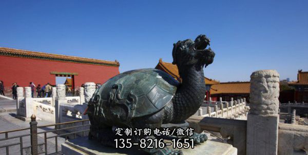 景區擺放的抬頭的玻璃鋼創意龍龜雕塑 (2)