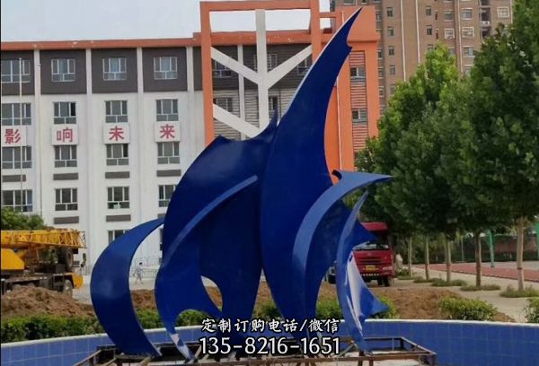 學校校園噴泉擺放航帆啟航藍色不銹鋼船雕塑