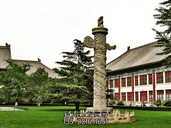 公園廣場(chǎng)草坪擺放大理石華表石雕