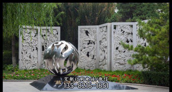 公園創意不銹鋼水中抽象鏤空球雕塑