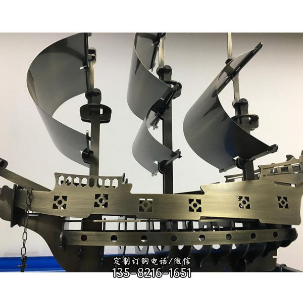 室內(nèi)裝飾擺放鍛造切面不銹鋼船雕塑