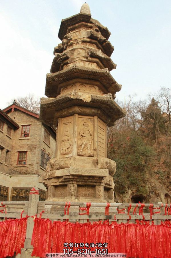 古代石雕舍利塔