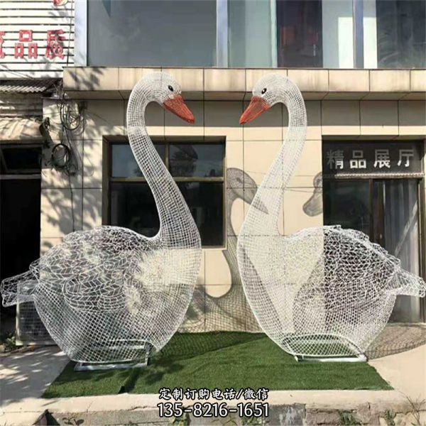 園林草坪不銹鋼鏤空天鵝擺件
