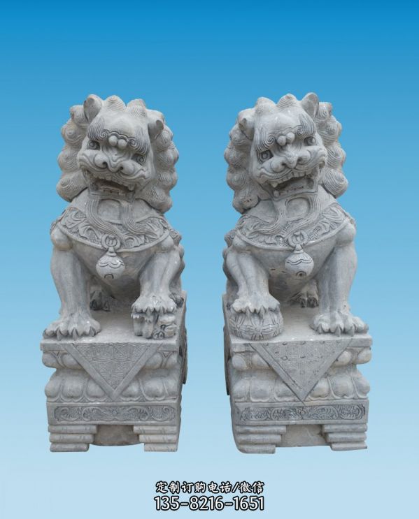 景區(qū)戶外街道漢白玉石雕一對(duì)獅子雕塑