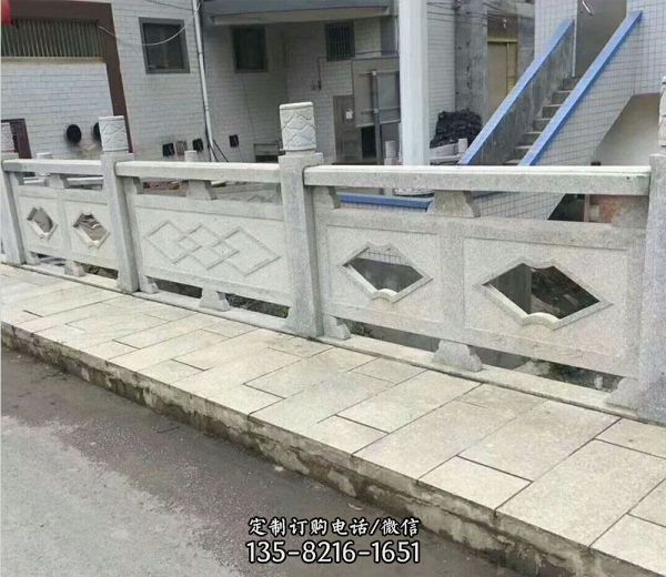 村莊街道花崗巖鏤空橋欄桿