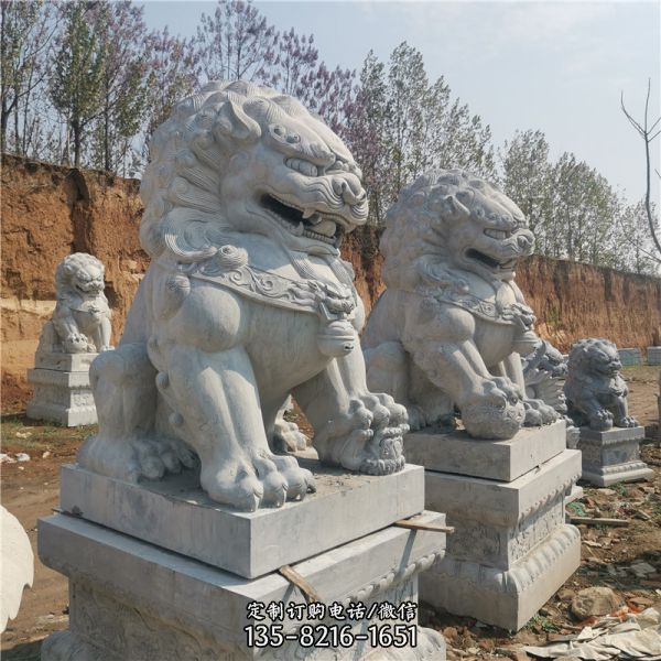 大型仿真動(dòng)物石雕獅子雕塑