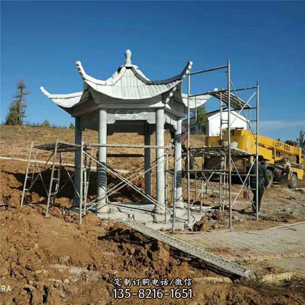 公園戶外草坪擺放漢白玉仿古建筑涼亭