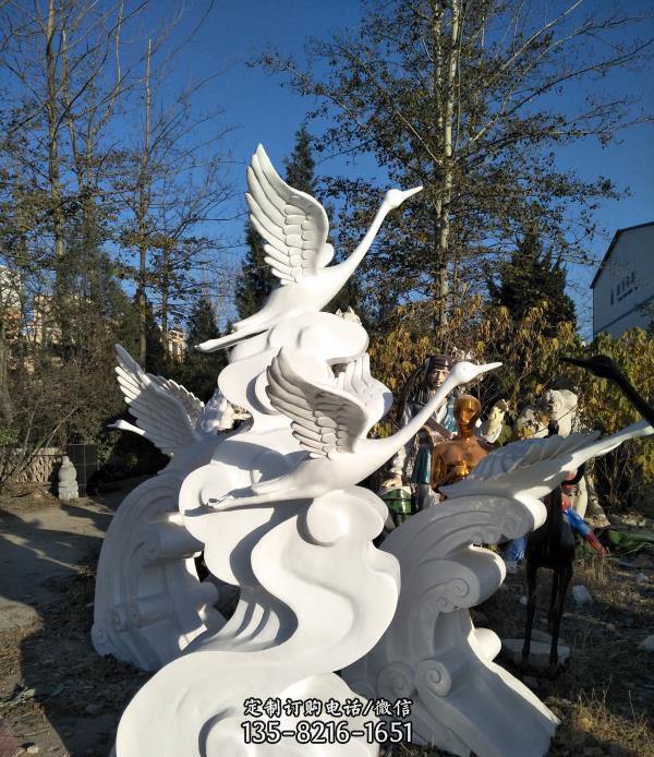 公園創意大理石飛翔天鵝雕塑