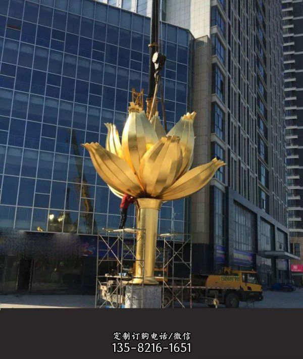 不銹鋼紫荊花噴金廣場花朵雕塑