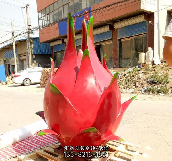 不銹鋼創(chuàng)意仿真火龍果雕塑