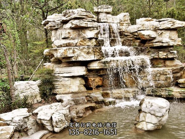 公園湖水千層石造型假山景觀雕塑