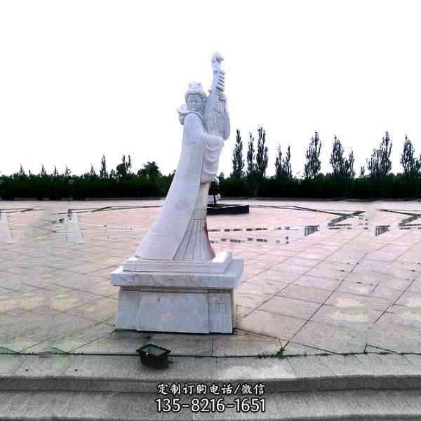 廣場中國古代四大美女之王昭君石雕