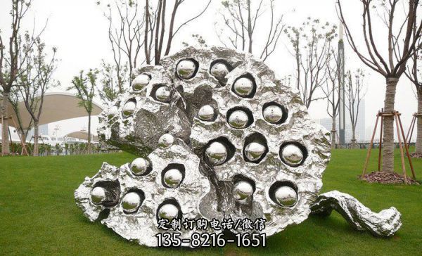 公園不銹鋼鏡面抽象蓮蓬雕塑