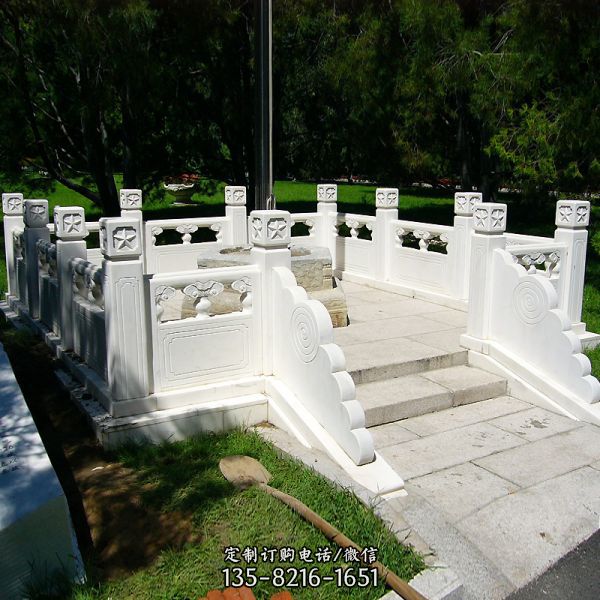 漢白玉校園廣場升國旗臺雕塑
