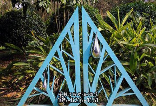 公園草坪創意鵝卵石雕塑