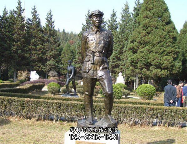 景區(qū)銅雕戰(zhàn)士解放軍雕塑