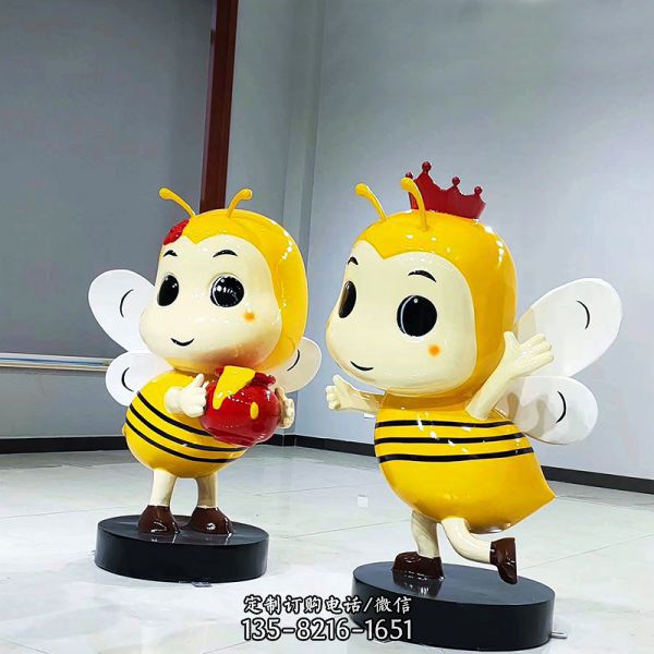 兒童學校操場創意戴王冠玻璃鋼蜜蜂雕塑