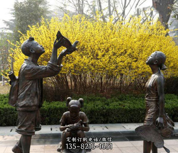 公園銅雕放風(fēng)箏的兒童雕塑