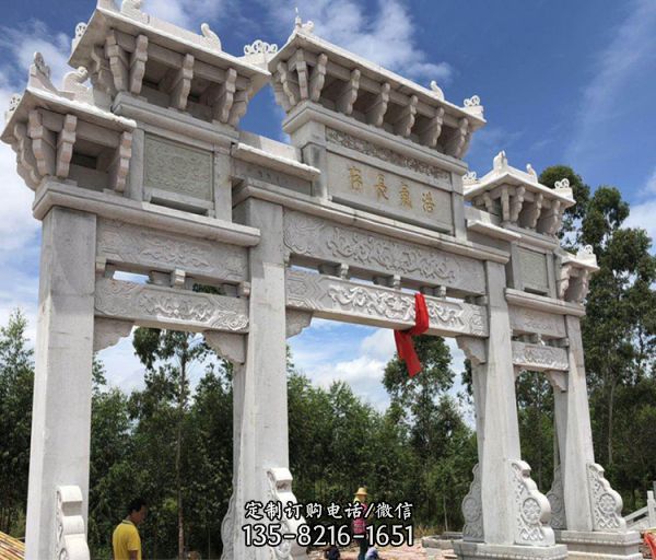 陵園門(mén)口擺放大理石雕刻仿古建筑牌坊石雕
