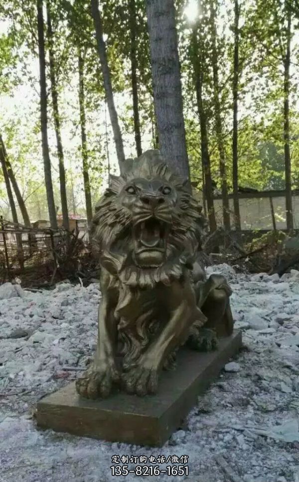 戶外園林景區(qū)大型不銹鋼仿銅獅子雕塑