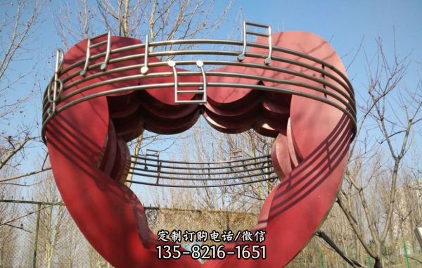 戶外廣場(chǎng)玻璃鋼音符愛心雕塑