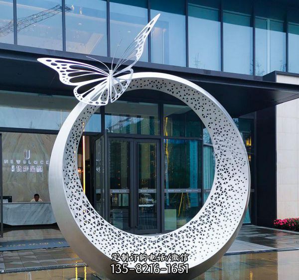 步行街酒店門口造型鏤空蝴蝶不銹鋼戒指雕塑