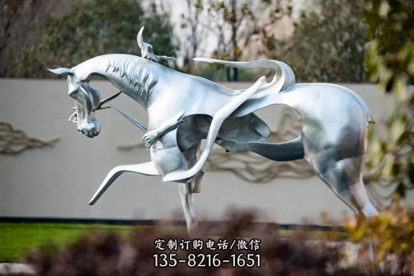 公園景區抽象不銹鋼馬雕塑