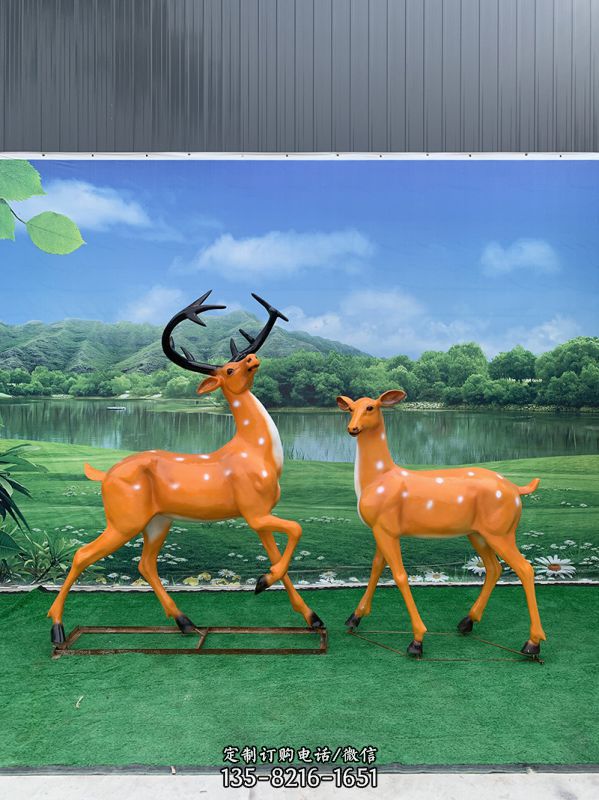 公園玻璃鋼彩繪大型鹿雕塑