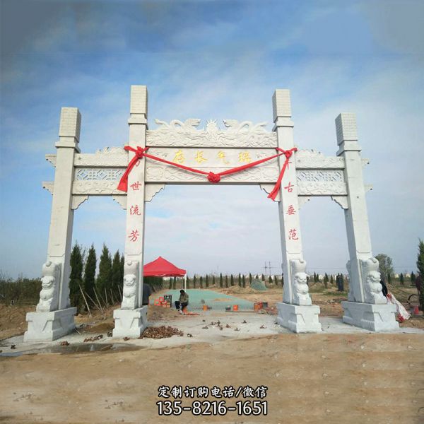 新款墓園景觀擺放三門石柱牌樓