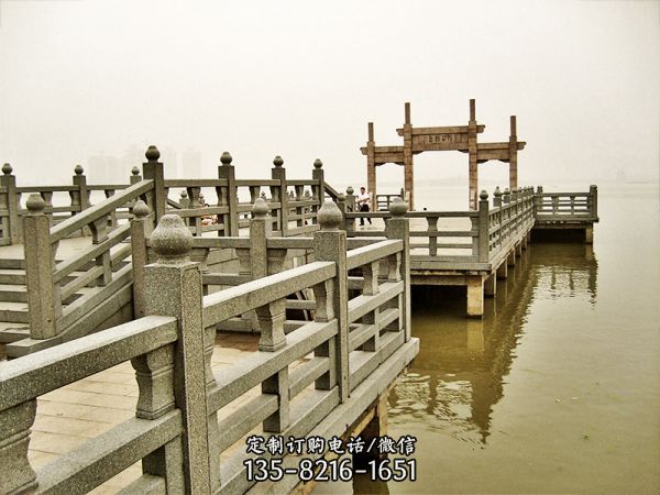 景區(qū)湖邊碼頭簡(jiǎn)易大理石護(hù)欄桿