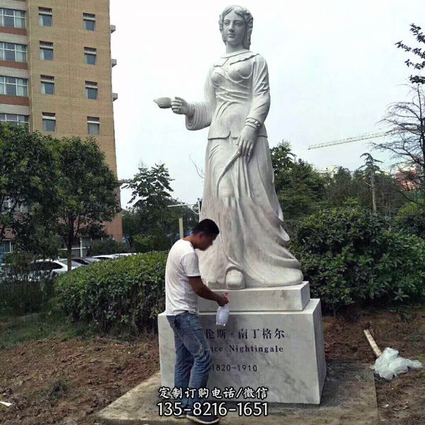 醫(yī)院園林石雕提燈著名護(hù)理學(xué)姐南丁格爾雕塑